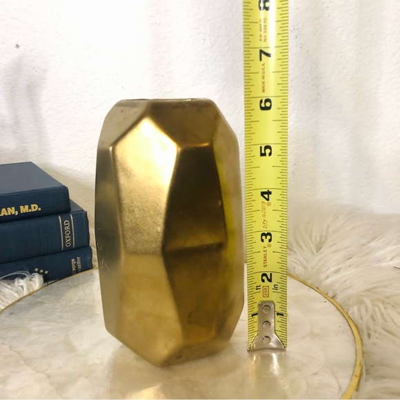 Gold Geometric Vase - Picture 5 of 7